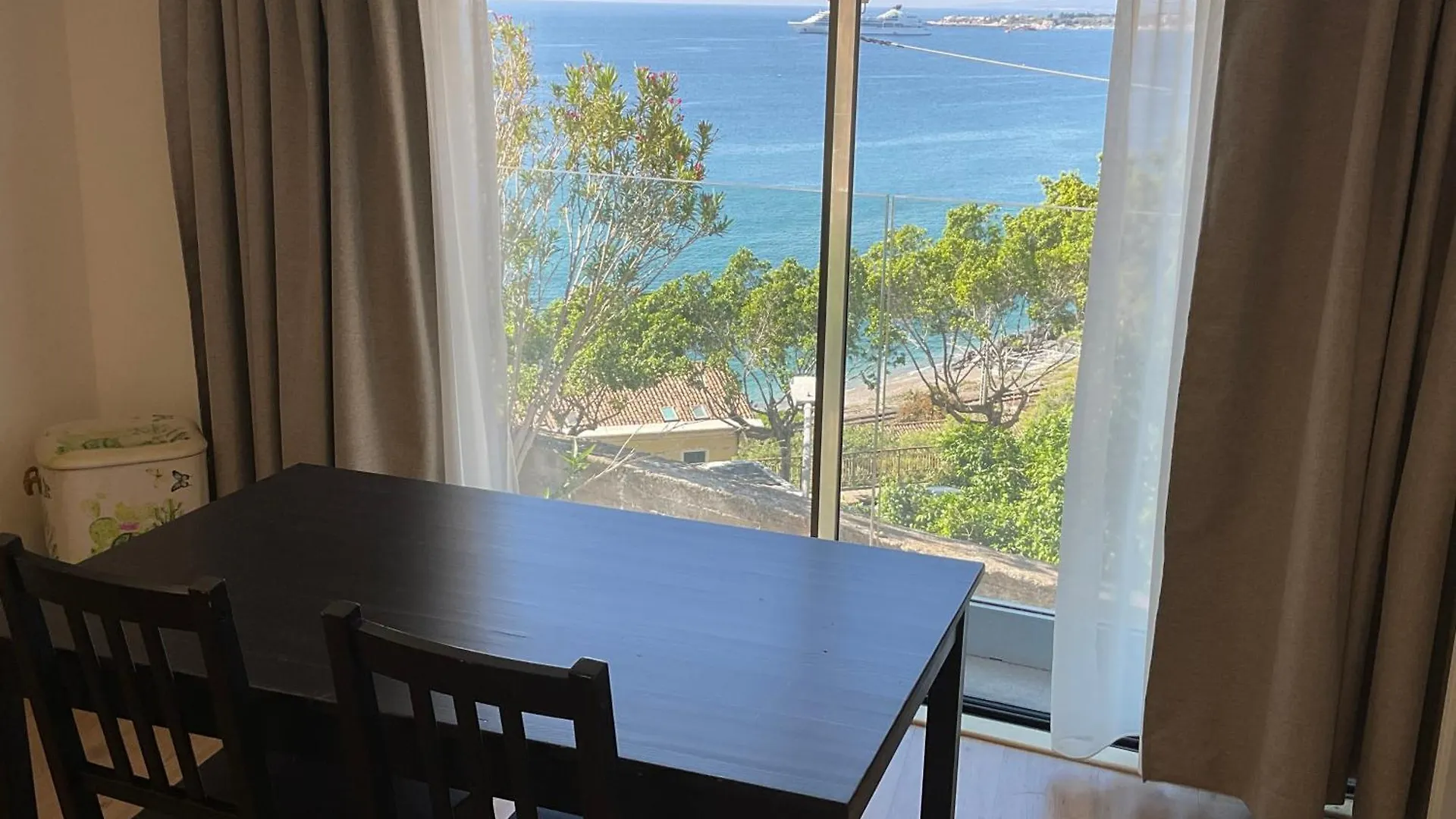مبيت وإفطار تاورمينا Bellavista